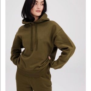 Girlfriend Collective Forest 50/50 Classic Hoodie size M